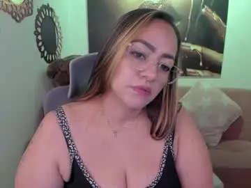 Nude Webcam with marianalopez81 - Chaturbate