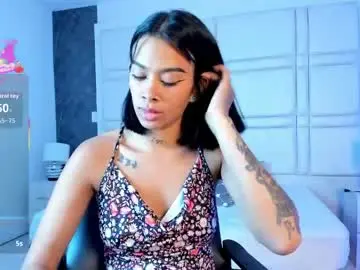 Free Porn Cam with saracorraless - Chaturbate