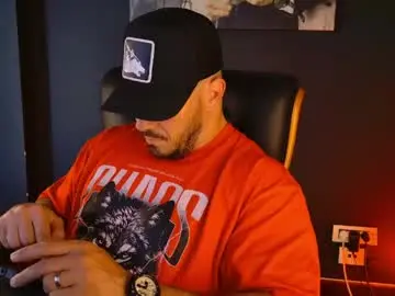 Free Live Porn with angeloeric - Chaturbate