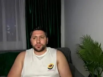 Adult Webcams with gold_alpha_boy - Chaturbate