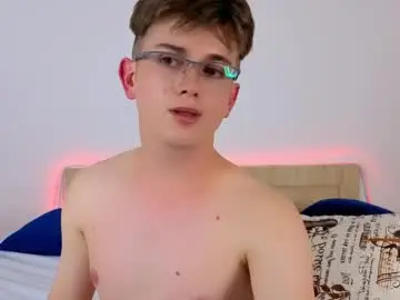 Sex Cam with miless_cooper - Chaturbate