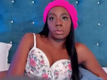 Adult Webcams with shantallmiller - Chaturbate