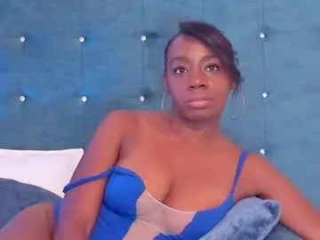 Sex Cam with shantallmiller - Chaturbate