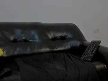 Live Sex Cam with kingmallcom - Chaturbate