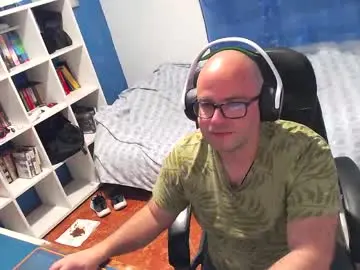 Free Live Porn with ravingr3d3 - Chaturbate