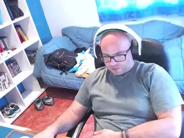 Watch Live Sex Cams with ravingr3d3 - Chaturbate