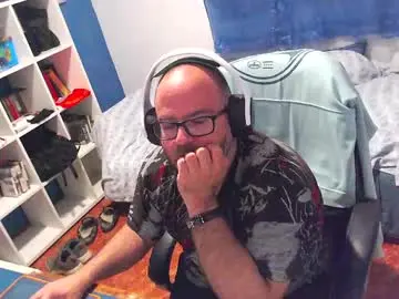 Sex Cam with ravingr3d3 - Chaturbate