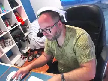 Live Porn with ravingr3d3 - Chaturbate