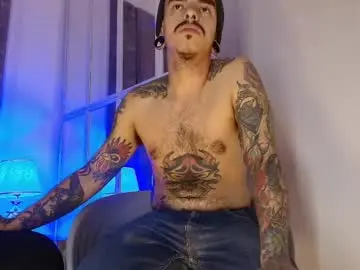 Live Sex with kaletattoos - Chaturbate