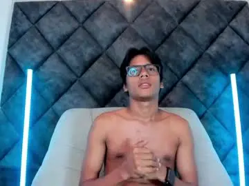 Adult Webcam with liamkron - Chaturbate