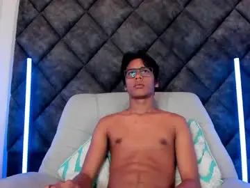 Sex Chat with liamkron - Chaturbate