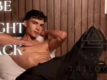 Sex Cam with allexserrano - Chaturbate