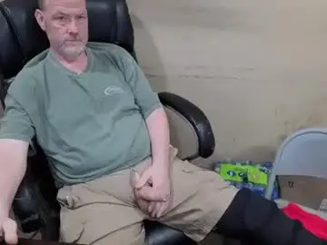 Live Porn with uncutbamaboy - Chaturbate