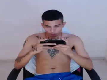 Live Sex Cam with alphas_latins - Chaturbate