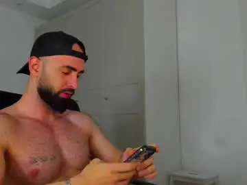Adult Webcams with michaelevansx - Chaturbate
