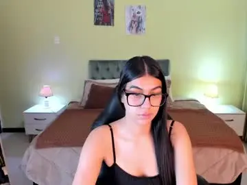 Nude Webcam with rebecca_velvet - Chaturbate