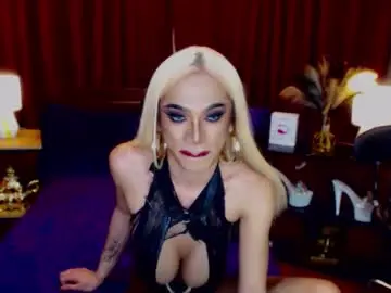 Nude Webcam with twofuckablestrans - Chaturbate