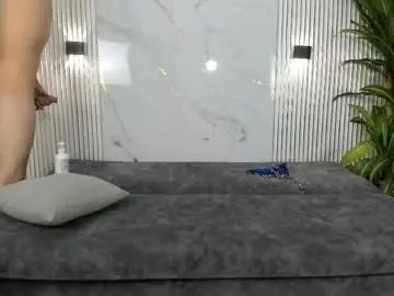 Live Sex Cam with juliethggh - Chaturbate