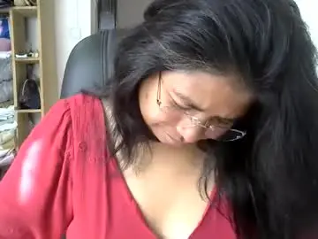 Live Sex with liora_selenex - Chaturbate