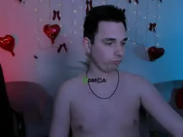 Live Sex Cam with travis_wolf_ - Chaturbate