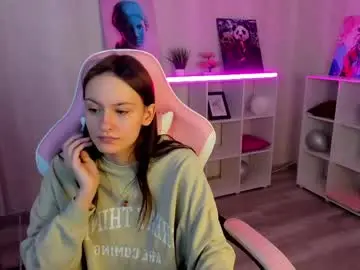 Best Webcam with golden_whisper - Chaturbate