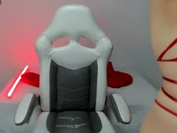 Live Sex Cam with jesiclark - Chaturbate