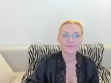 Live Sex with oeigesmik - Chaturbate