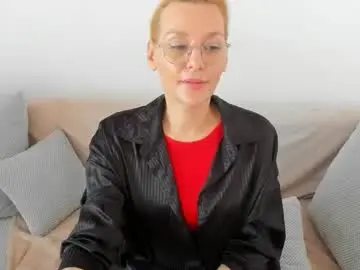 Adult Webcam with oeigesmik - Chaturbate