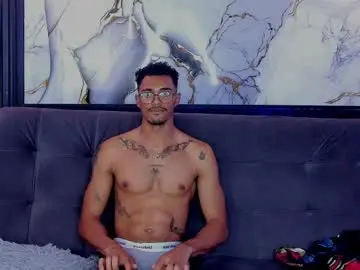 Adult Video Chat with spiderlatin_ - Chaturbate