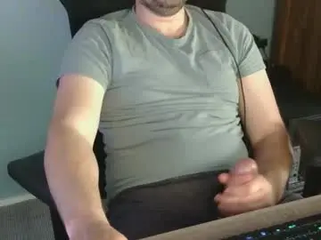 Live Sex with tomin3m - Chaturbate