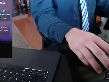 Nude Webcam with dadssecret69 - Chaturbate