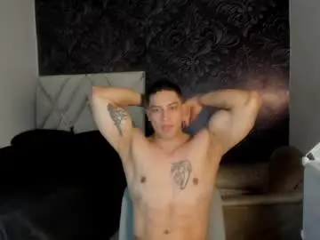 Live Sex Cam with andrew_jhones - Chaturbate