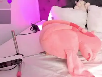 Free Live Porn with evelynhoward23 - Chaturbate