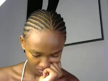 Sex Cam with pretty_queennie - Chaturbate