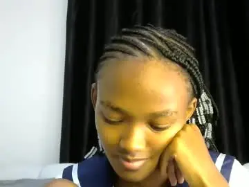 Sex Cam with pretty_queennie - Chaturbate