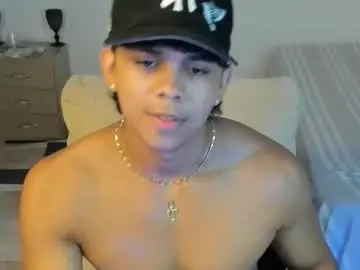 Adult Webcam with noah_prada14 - Chaturbate