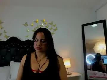 Live Sex Cam with victoriacg - Chaturbate