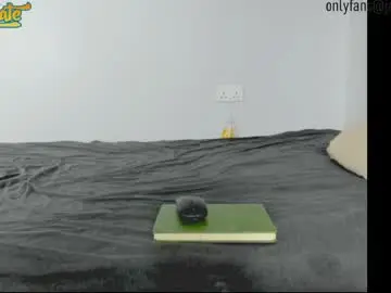 Nude Webcam with jaxdicklord - Chaturbate