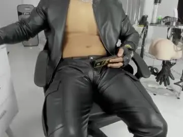 Adult Webcam with leather_king_of_bitches - Chaturbate