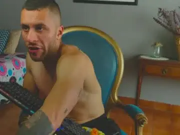 Live Sex with tomdavisxl - Chaturbate