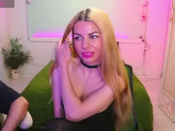 Nude Webcam with alisaaleks - Chaturbate