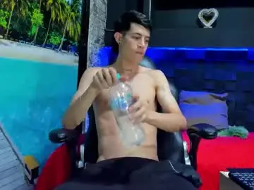 Free Porn Cam with felipe_fiire - Chaturbate