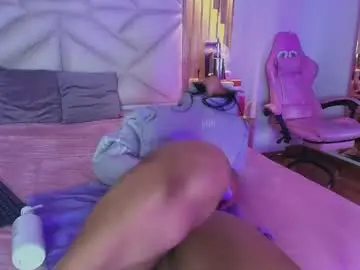 Live Porn with scarleett_ebony - Chaturbate