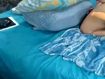 Nude Webcam with couple_gold69 - Chaturbate