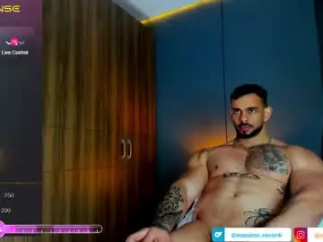 Best live sex cam show with massimo_visconti - Chaturbate