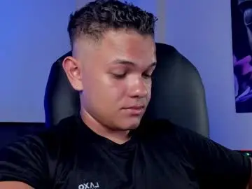 Free Live Porn with dunkan_kravitz - Chaturbate