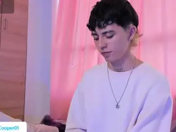 Nude Webcam with maiky_cooper01 - Chaturbate