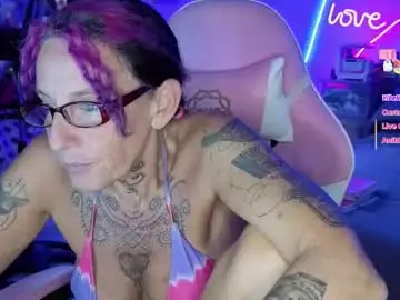 Live Sex with selvaggia_del_caribe - Chaturbate