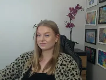 Live Sex Cam with mysteryericax - Chaturbate