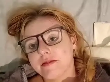 Free Porn Cam with naughtyt333n - Chaturbate